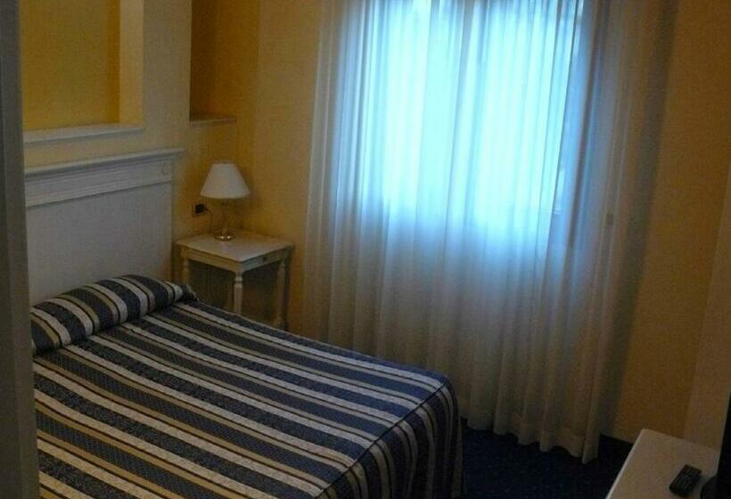 غرفة سوبيريور فردية, Albergo Milano