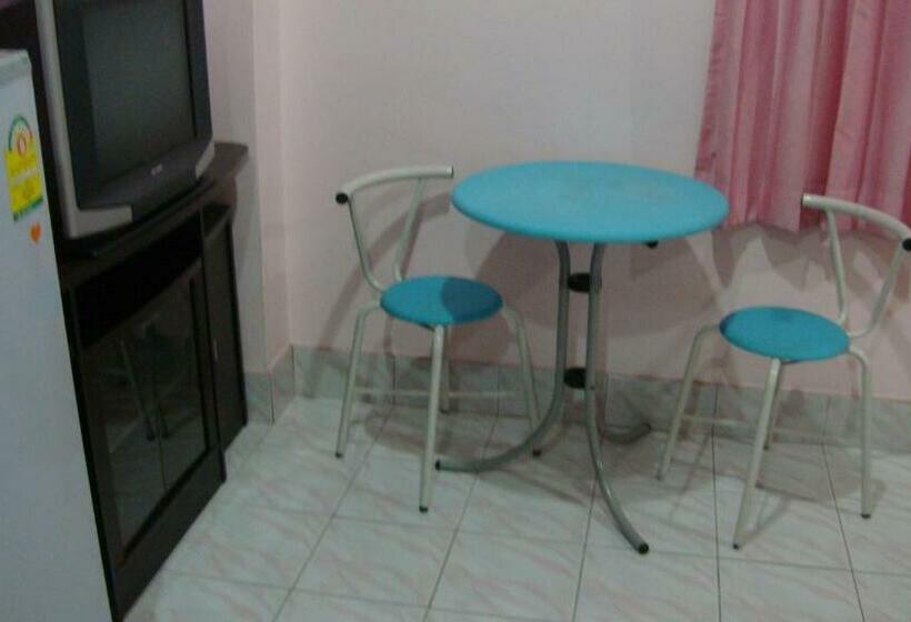 Habitació Superior, Candy House