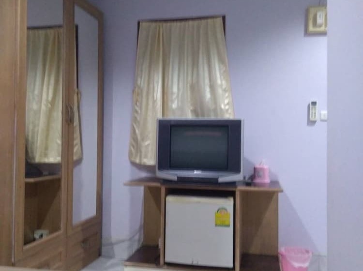 Habitació Estàndard, Candy House