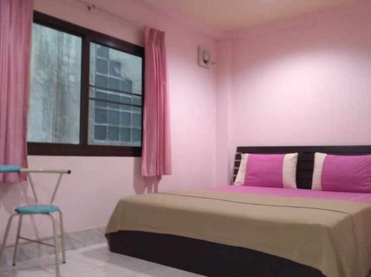 Habitació Superior, Candy House