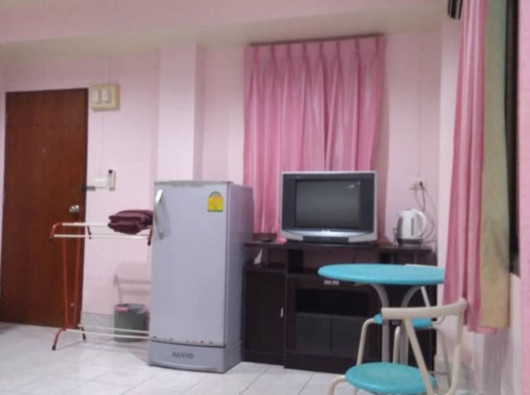 Habitació Superior, Candy House