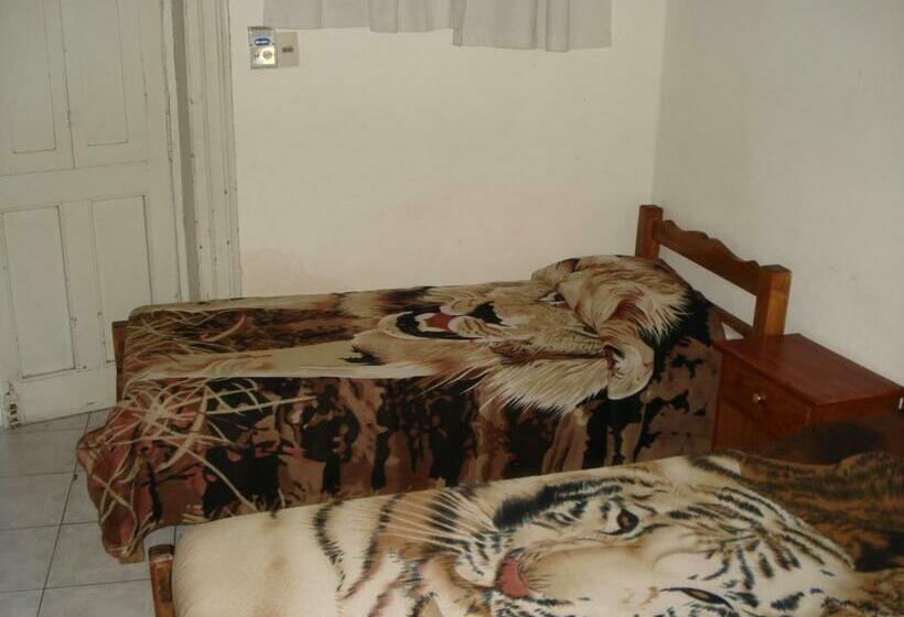 اتاق استاندارد, Danaly