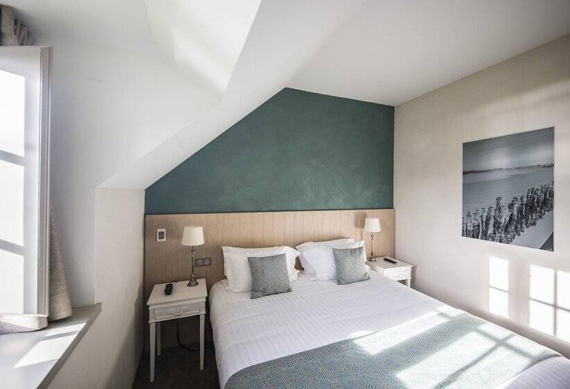 标准间, Hôtel De L Abbaye Le Tronchet   Handwritten Collection