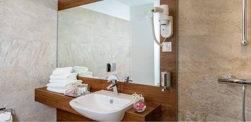 اتاق خانوادگی, Festival