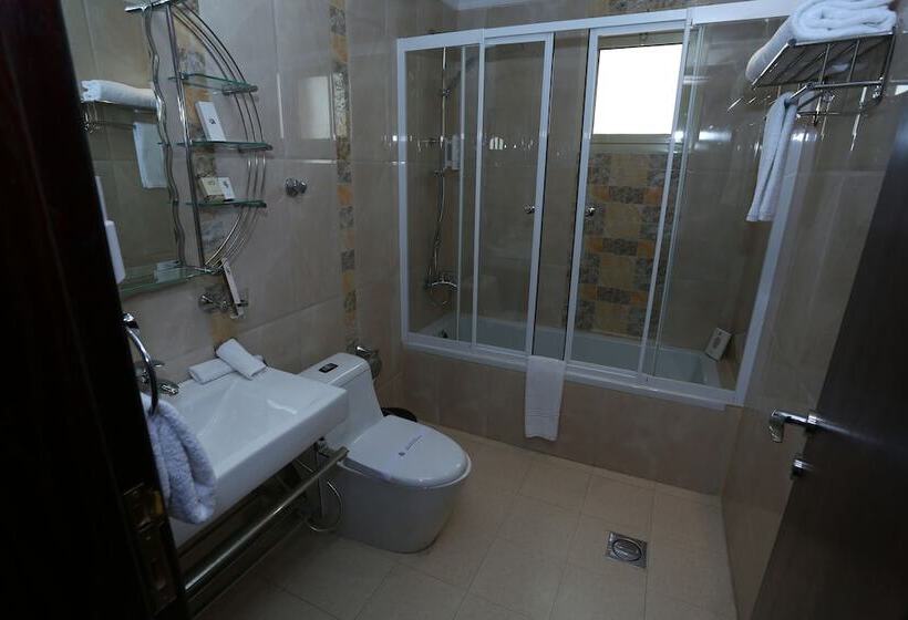 스위트, Golden Bujari Hotel Al Khobar
