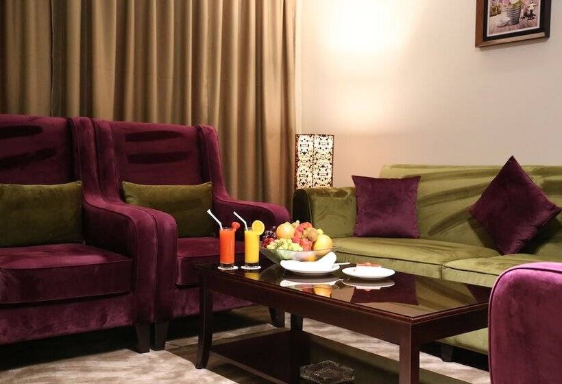 Люкс, Golden Bujari Hotel Al Khobar