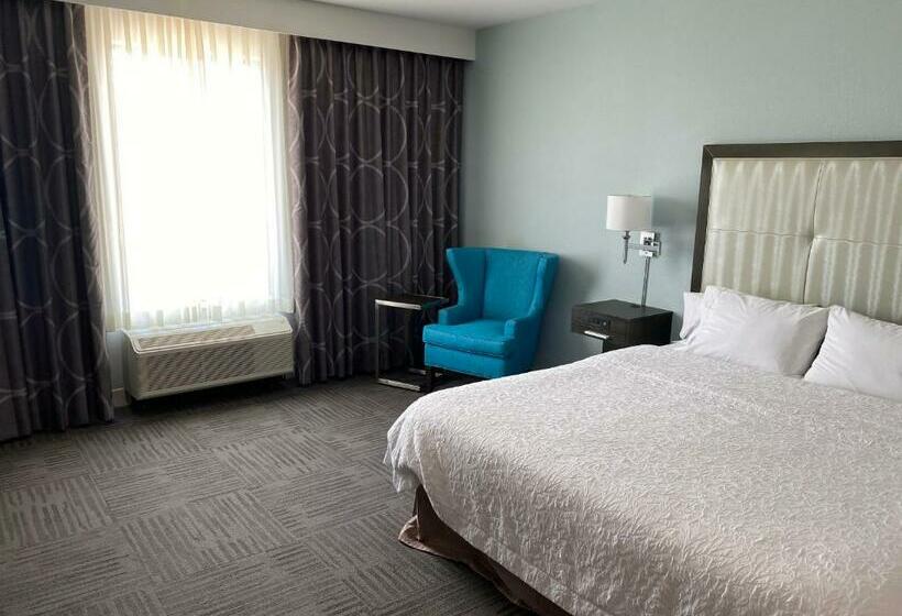 غرفة إدارية سرير كينج, Hampton Inn El Reno