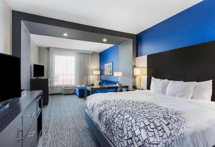 障害者適応デラックスルーム, La Quinta By Wyndham Odessa North   Sienna Tower