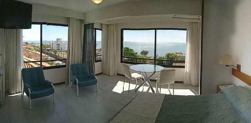 高级大房间, Ricadi