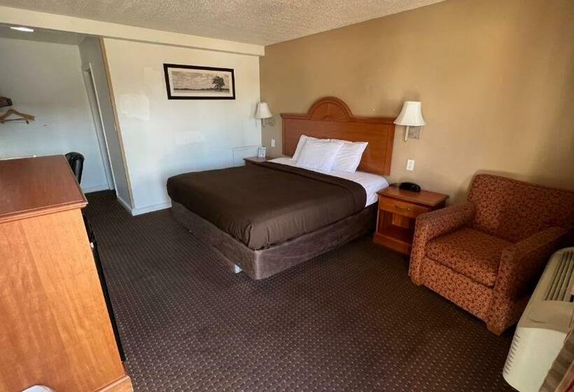 キングサイズベッドのスタンダードルーム, Rodeway Inn Terre Haute