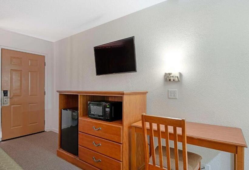 Quarto Standard Cama King, Rodeway Inn Terre Haute