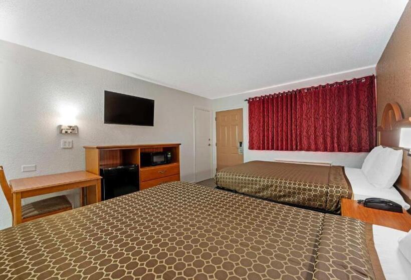 2ダブルベッドのスタンダードルーム, Rodeway Inn Terre Haute