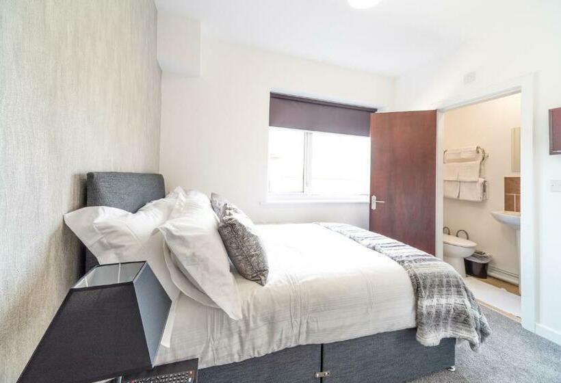 غرفة ديلوكس, Kirks Korner Motel