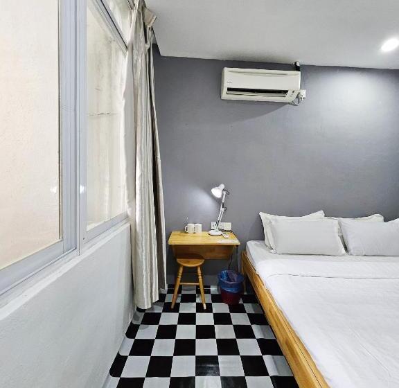 חדר סטנדרט, The 60