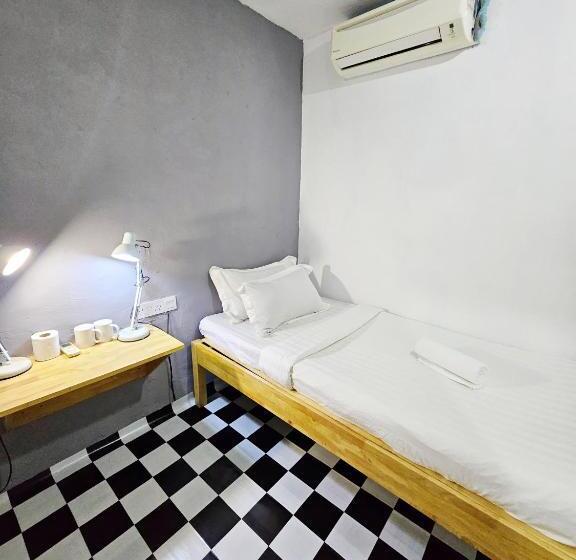 חדר סטנדרט, The 60