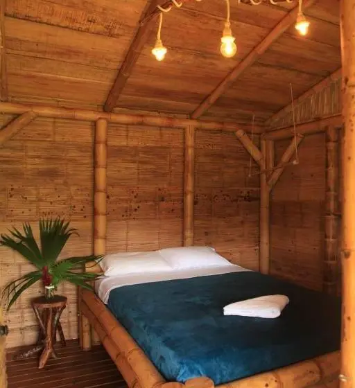 スタンダード４人部屋, Aracari Ecolodge