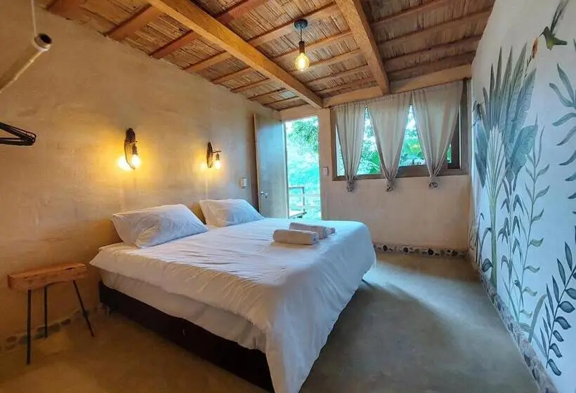 マウンテンビューデラックスルーム, Aracari Ecolodge