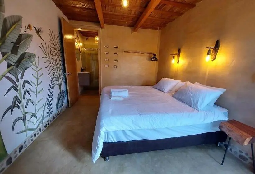 マウンテンビューデラックスルーム, Aracari Ecolodge