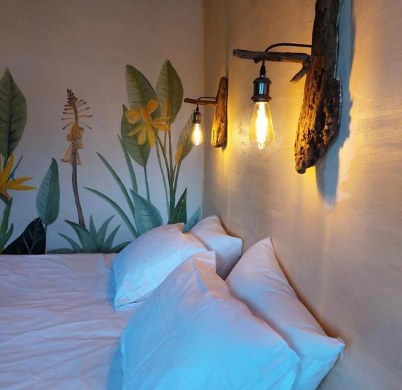 マウンテンビューデラックスルーム, Aracari Ecolodge