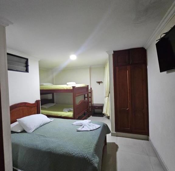 Номер Стандарт Трехместный, Monterrey