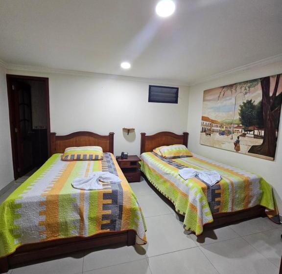 Номер Стандарт, Monterrey