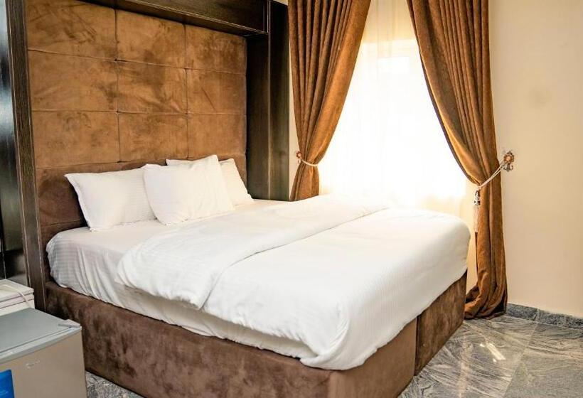 Economy Szoba, Perly Gate Residence