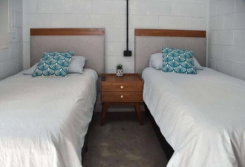 Номер Стандарт, Sealion Dive Center