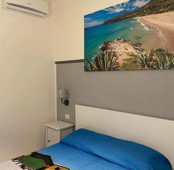 חדר סטנדרט לארבעה, Mareluna Bed And Breakfast