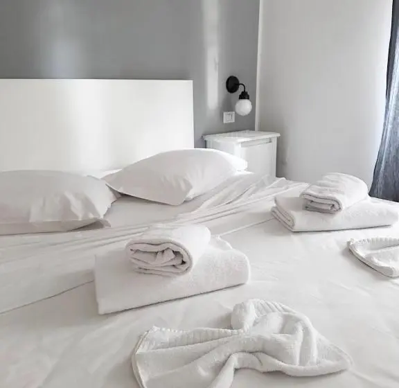 Standard Kolmen Hengen Huone, Mareluna Bed And Breakfast