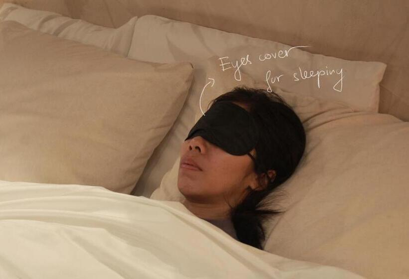 اتاق استاندارد با وان آب گرم, Me Home