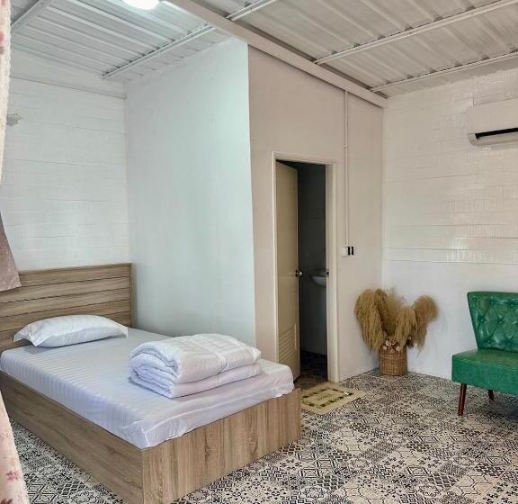 スタンダードルーム, Peang Tara Cafe & Resort