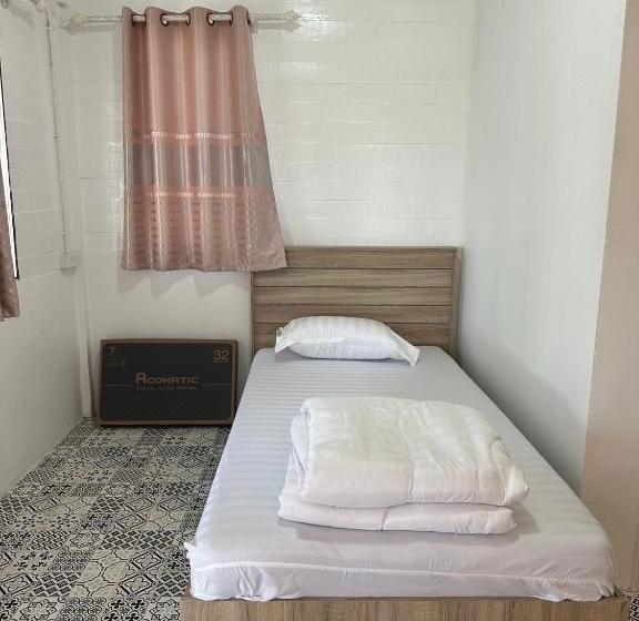 スタンダードルーム, Peang Tara Cafe & Resort