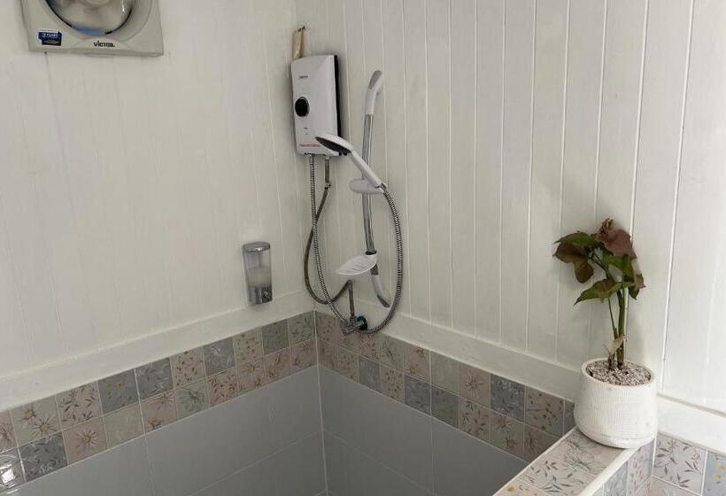 キングサイズベッドのスーペリアルーム, Peang Tara Cafe & Resort