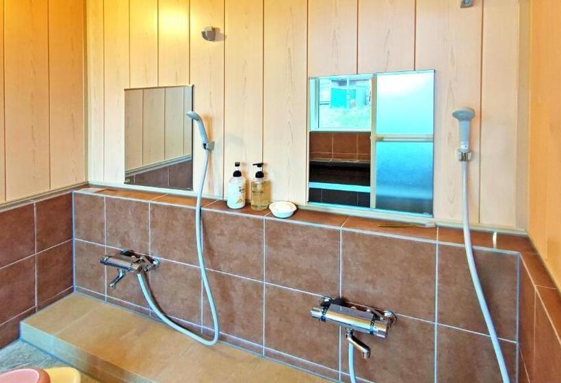 スタンダードルーム, White House Onsen Guesthouse