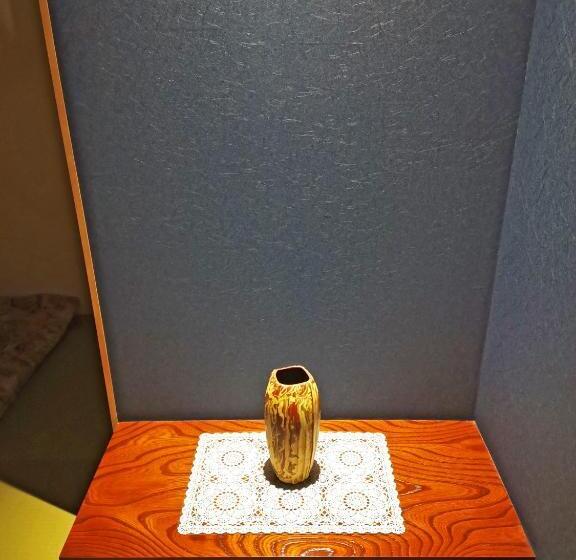 バス共有のスタンダードルーム, White House Onsen Guesthouse