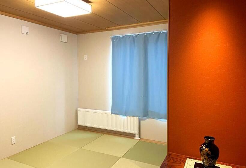 バス共有のスタンダードルーム, White House Onsen Guesthouse