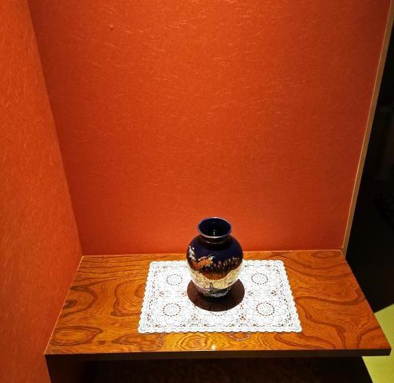 バス共有のスタンダードルーム, White House Onsen Guesthouse