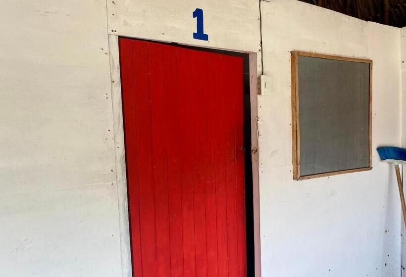 ファミリールーム, Doña Aura