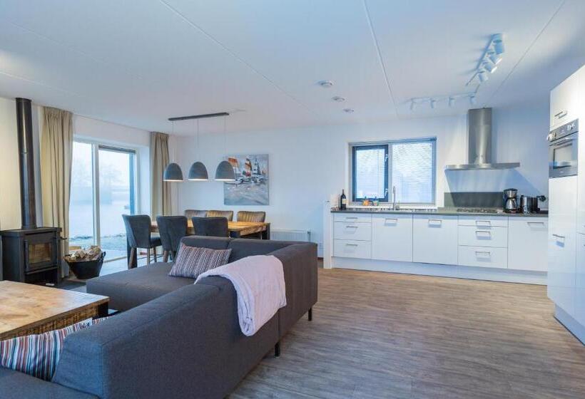 Вилла 2 Спальни, Dormio Waterpark Langelille