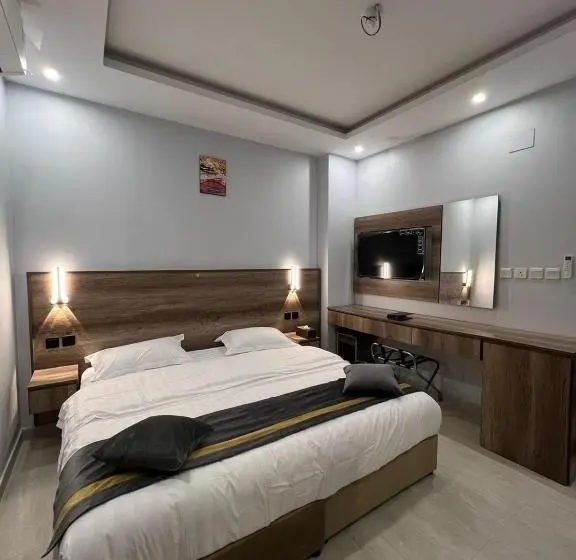 身障者適用スタンダードルーム, Park Plus Served Apartments