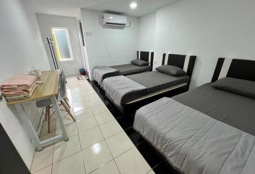 חדר סטנדרט לשלושה, K Suites