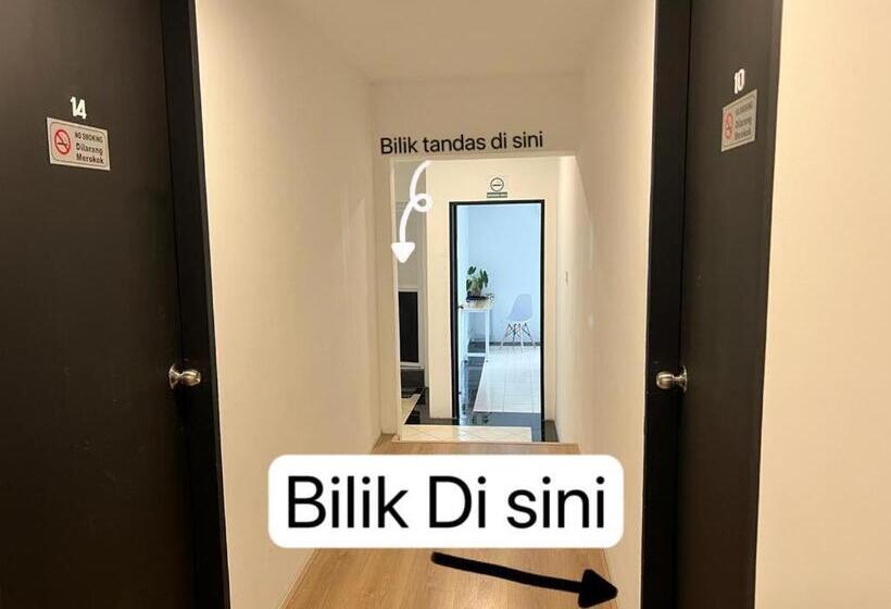 חדר סטנדרט חדר אמבטיה משותף, K Suites