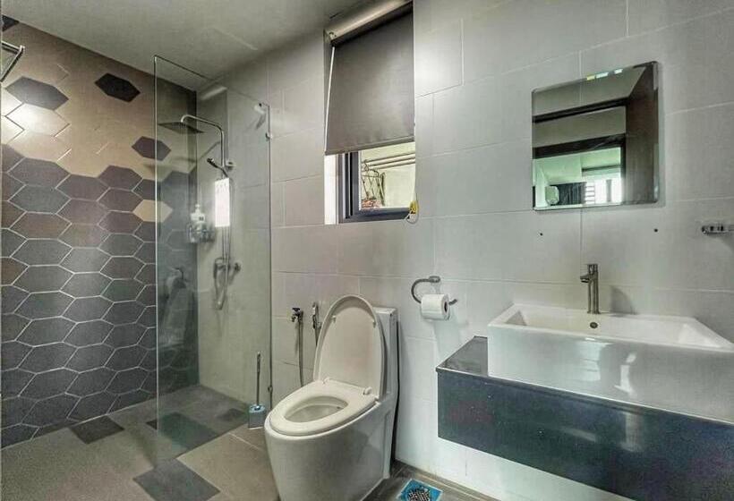 Апартаменты 3 Спальни, Cozy Homestay Vivacity Megamall