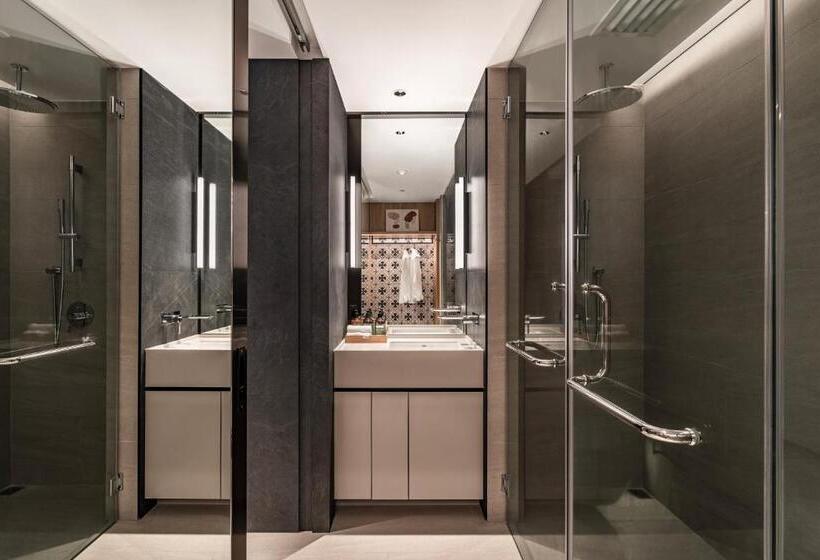 2 Bedroom Suite City View, Crowne Plaza Penang Straits City By Ihg