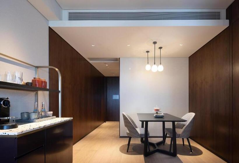 Люкс Повышенной Комфортности, New World Guangzhou