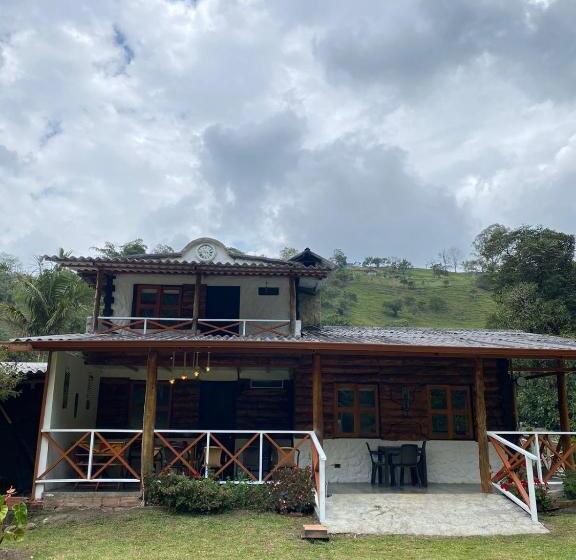 וילה בת 2 חדרי שינה, Riverside La Masía Eco