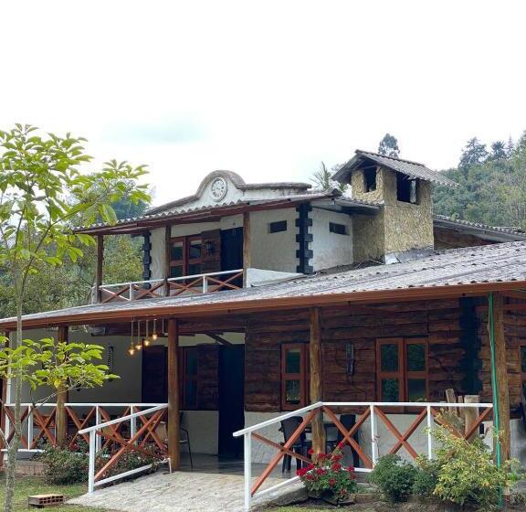 וילה בת 2 חדרי שינה, Riverside La Masía Eco