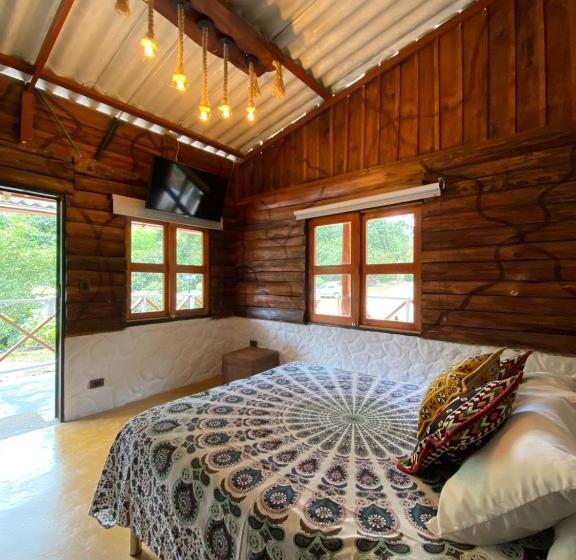 חדר דלוקס עם מרפסת, Riverside La Masía Eco