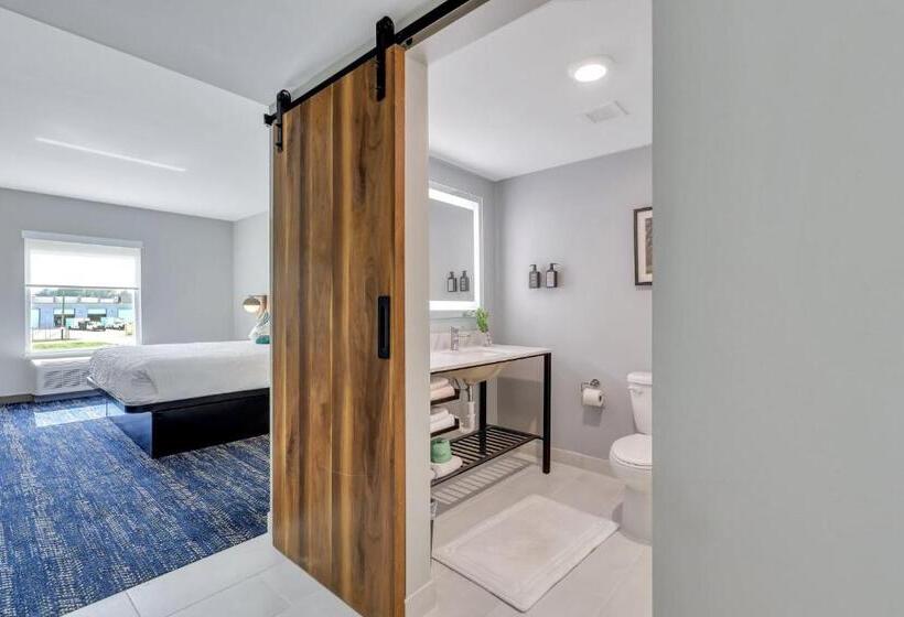 اتاق استاندارد یک تخته برای معلولان, The Kingston