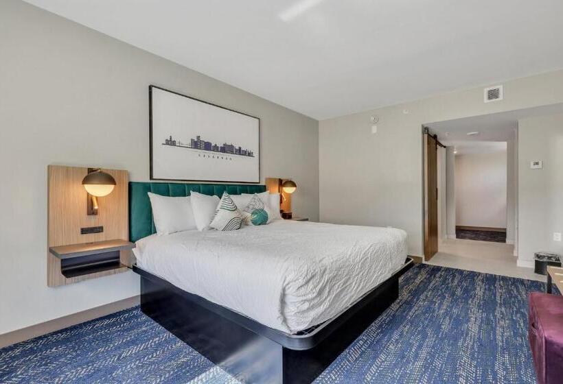 اتاق استاندارد یک تخته برای معلولان, The Kingston